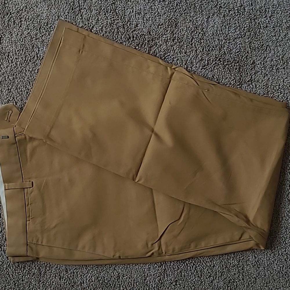 GUC Khakis